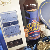 Fars dag gavekasse med SUPER DAD specialøl, hjertechokolade, lakrids og Salty Fred
