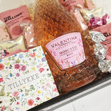 Gavekurv - tillykke med rosé bobler og luksus chokolade