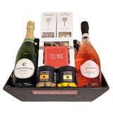 Gavekurv - ønsk tillykke med to flasker Cava, Summerbird og Lakrids by Bülow