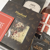 Gavekurv - økologisk 'tillykke' gave med kaffe, øl og chokolade
